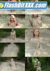 Anabelle Pync - Messy in Bubbling Mud [HD 720p]