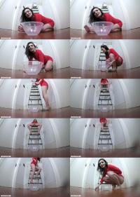 Faye Taylor - The ladder challenge [FullHD 1080p]