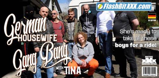 Tina S (39) - German mom having a gang bang [FullHD 1080p]