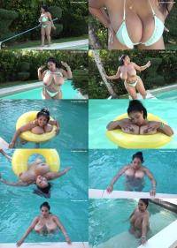 Issy - Another Pool Show [FullHD 1080p] 