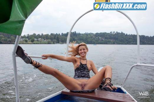 Agatha Vega - Fun On The Boat [FullHD 1080p]