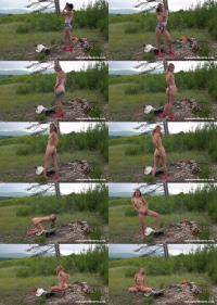 Roxy T - Playing with nature [FullHD 1080p] 