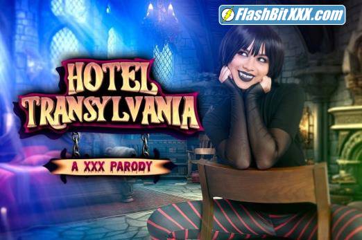 Scarlett Alexis - Hotel Transylvania A XXX Parody [UltraHD 4K 3584p]