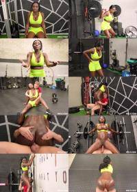 Naomi Foxxx - Fucking the Gym Creep [FullHD 1080p] 