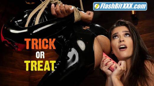 Victoria Voxxx, XXX Slayer - Trick Or Treat [HD 720p]